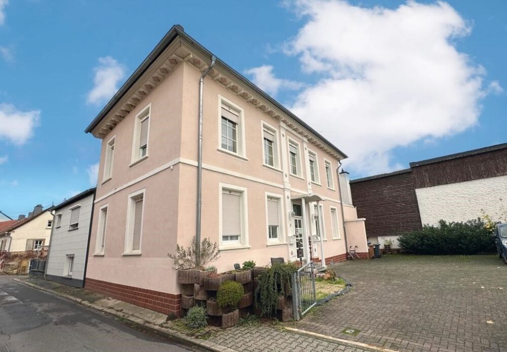 Verkauft-Einfamilienhaus mit Einliegerwohnung-Norheim